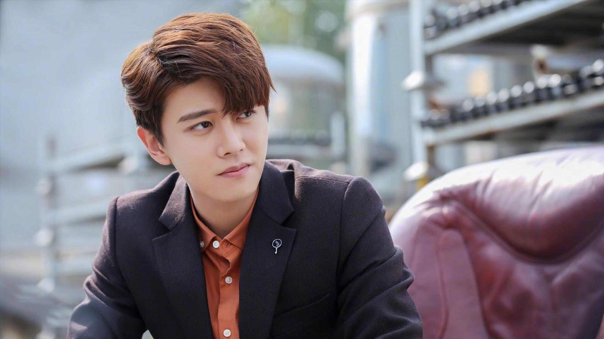 独行侠发布幕后纪录展示球队集训全貌,独行侠队球馆