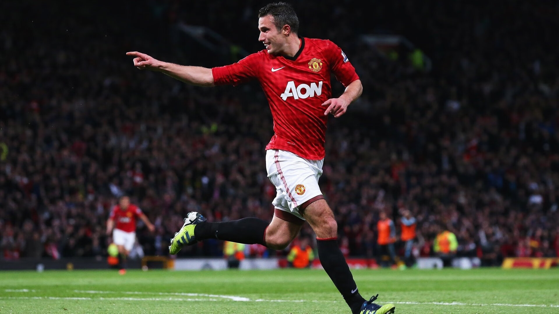 LEYU乐鱼体育官方网站-刻苦耐劳：球队的幕后训练日常，足坛训练刻苦球星