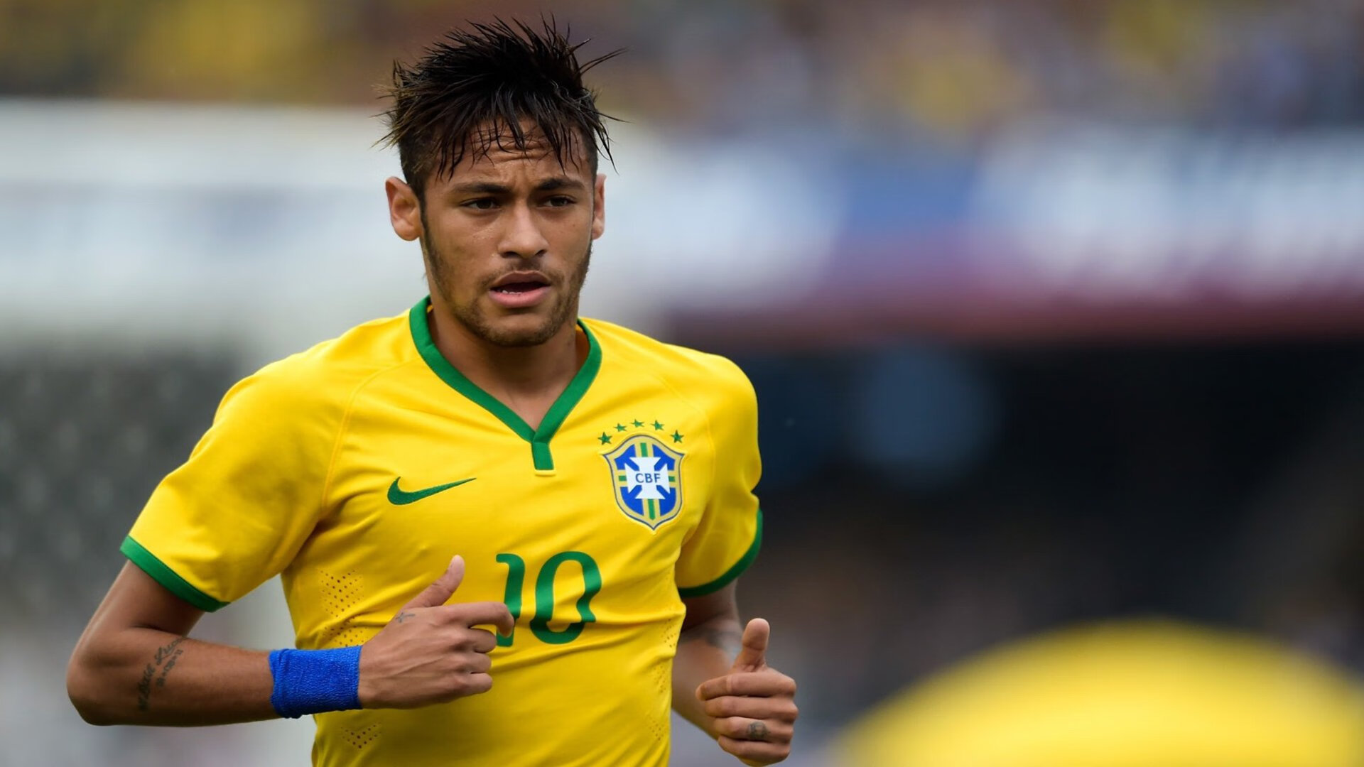 墨西哥马术队在巴黎奥运会盛装舞步赛中获得第十名，成绩可圈可点。